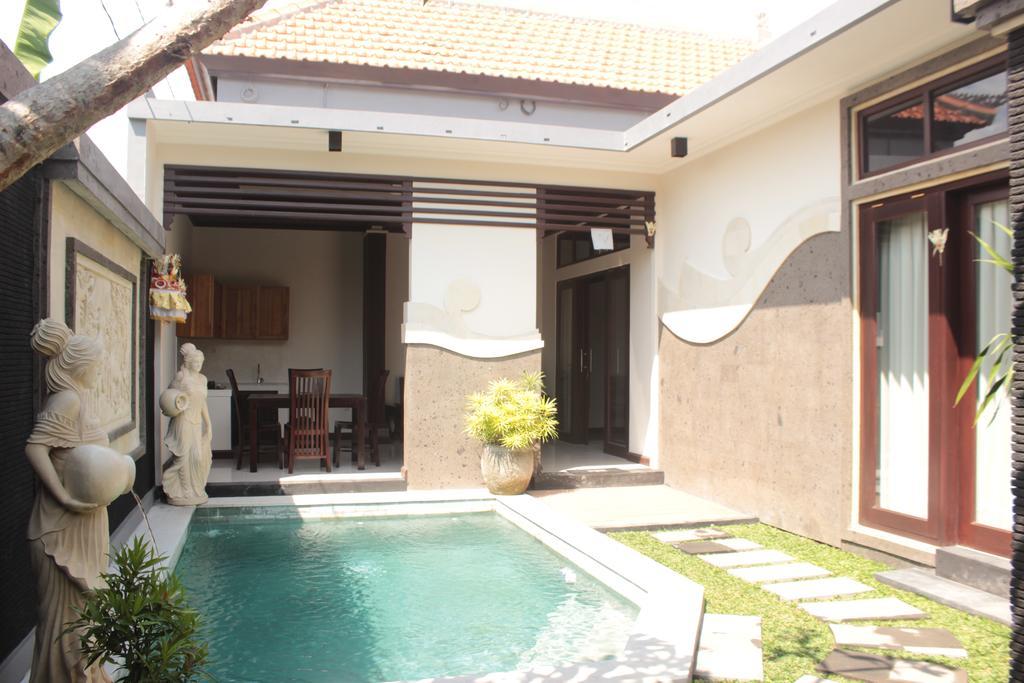 Alit Bali Villa Canggu Rum bild